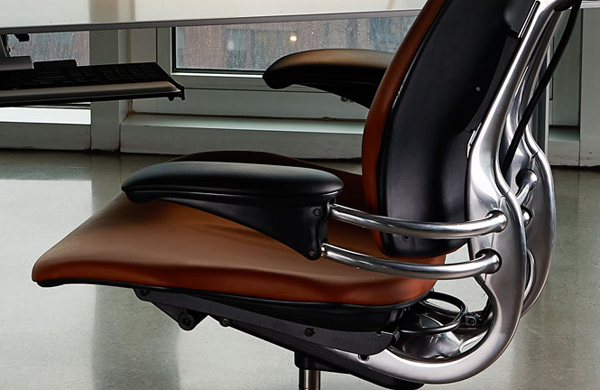 Humanscale Freedom Chair with Headrest
